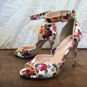 NEW Floral Heels with adj Ankle Strap - Size 9